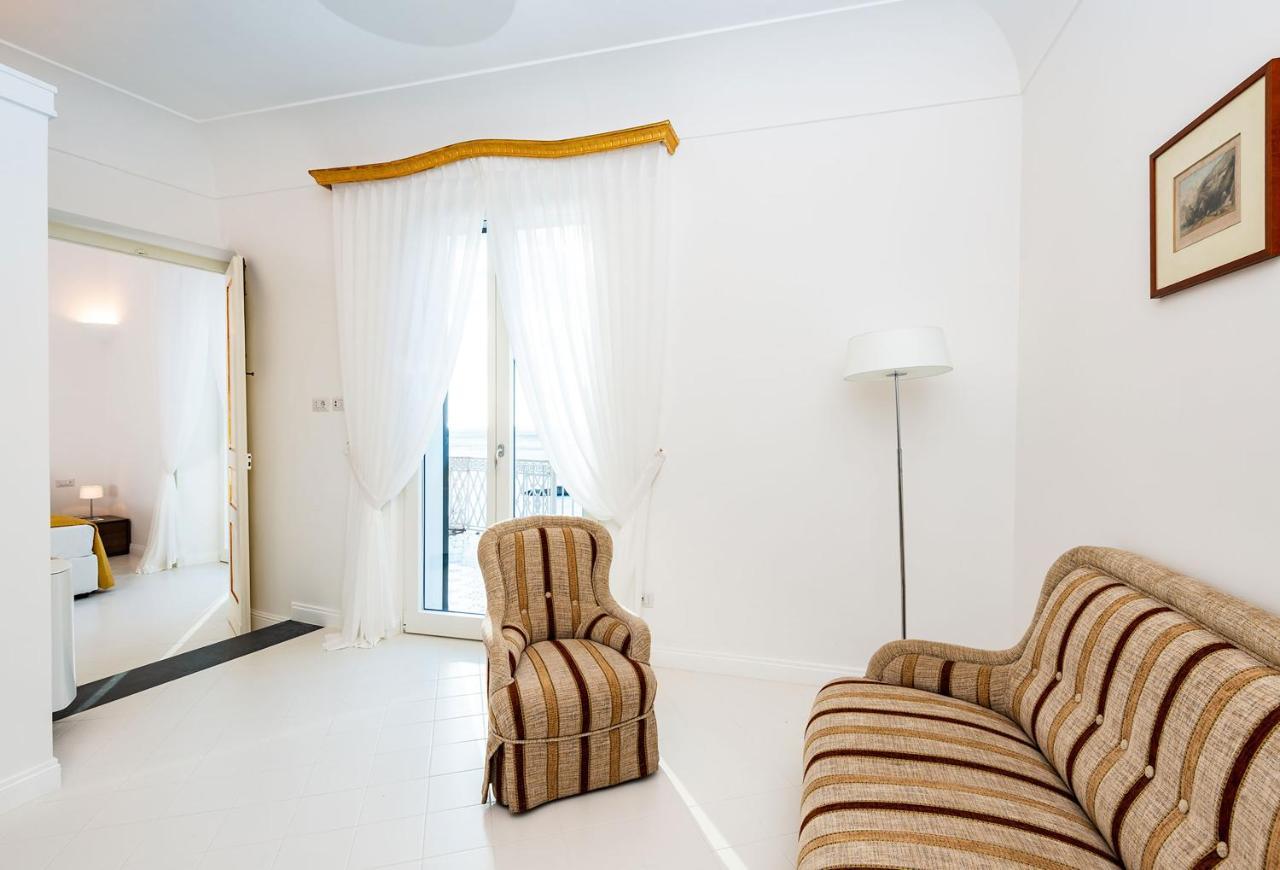 Amore Rentals - Palazzo Della Storia Amalfi Exteriér fotografie