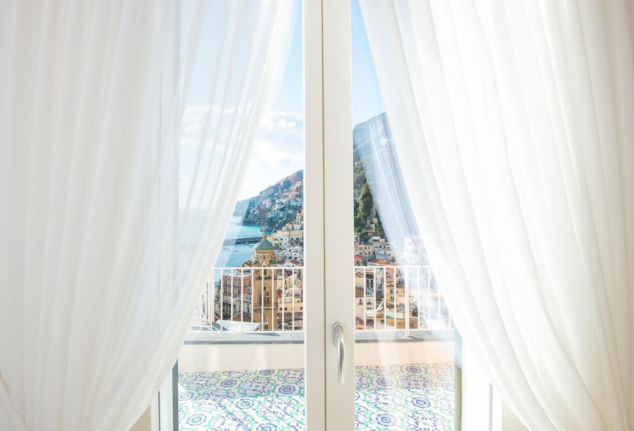 Amore Rentals - Palazzo Della Storia Amalfi Exteriér fotografie