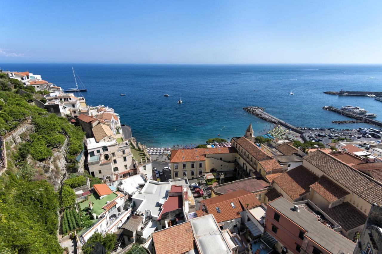 Amore Rentals - Palazzo Della Storia Amalfi Exteriér fotografie