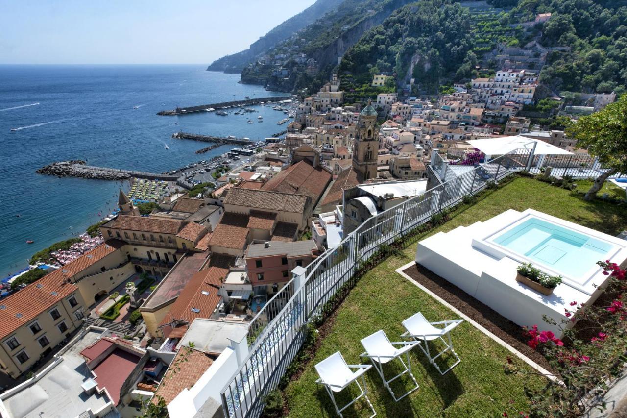 Amore Rentals - Palazzo Della Storia Amalfi Exteriér fotografie