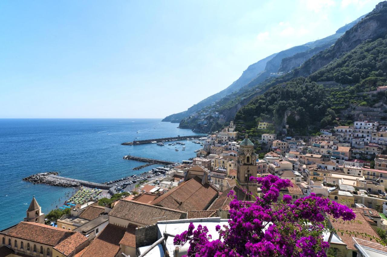 Amore Rentals - Palazzo Della Storia Amalfi Exteriér fotografie